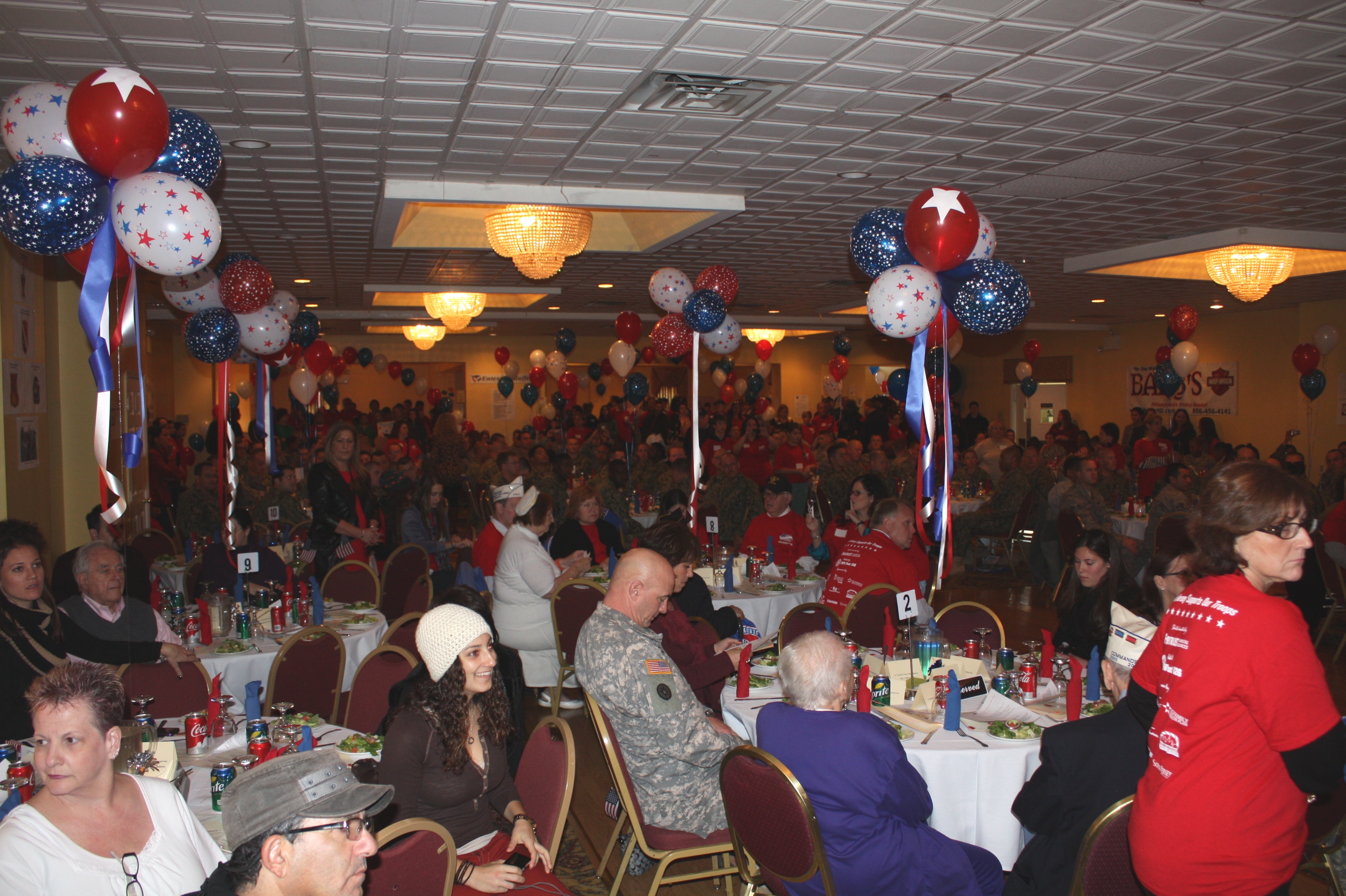 Troops Thanksgiving 15